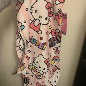Hello kitty beach towel